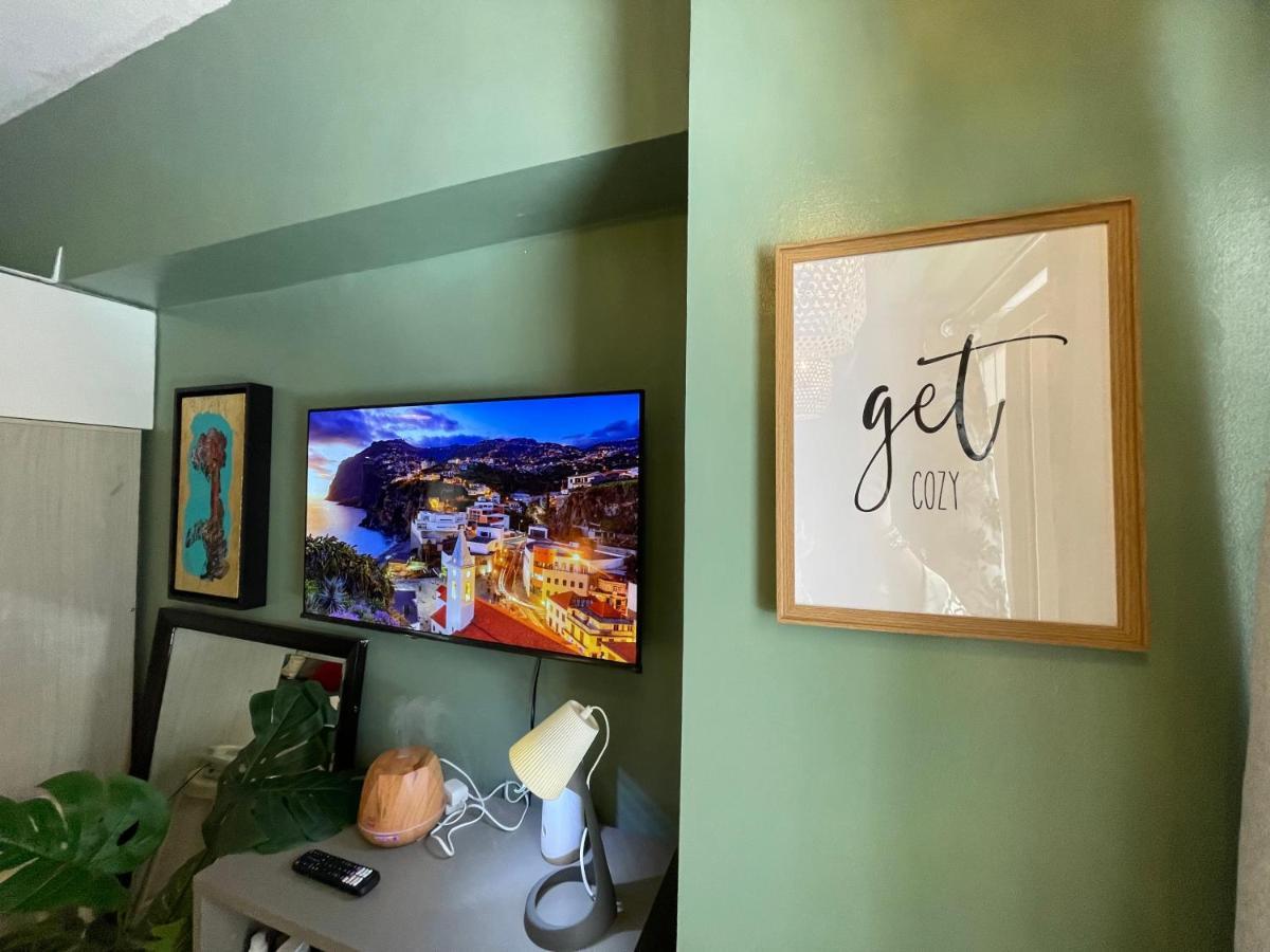 Poolside Family Room Greenbelt Makati 马卡蒂 外观 照片