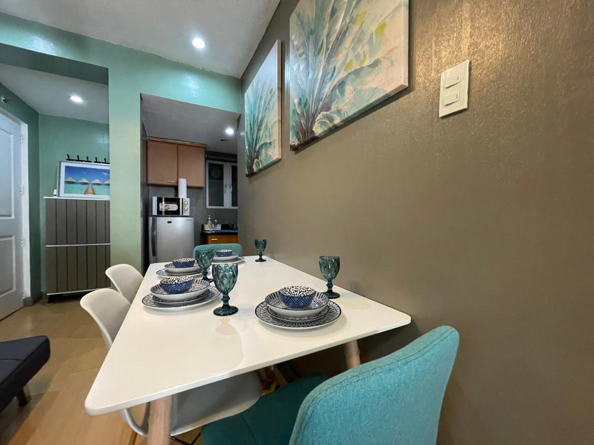 Poolside Family Room Greenbelt Makati 马卡蒂 外观 照片
