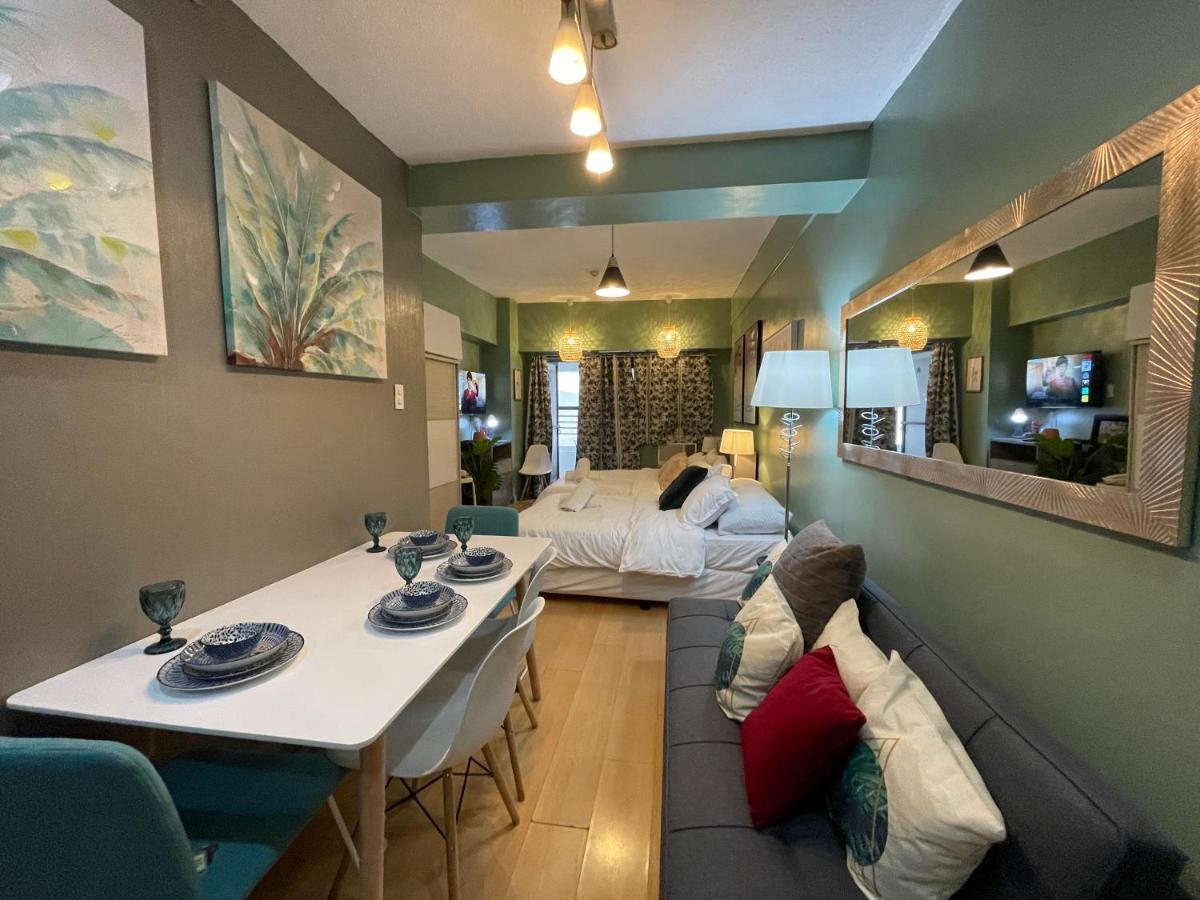 Poolside Family Room Greenbelt Makati 马卡蒂 外观 照片